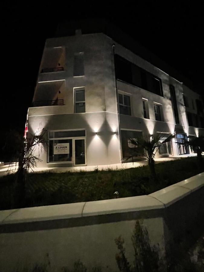 Le Salvador - Appart'Hotel De 18M2 A 44M2 La Talaudiere Екстериор снимка