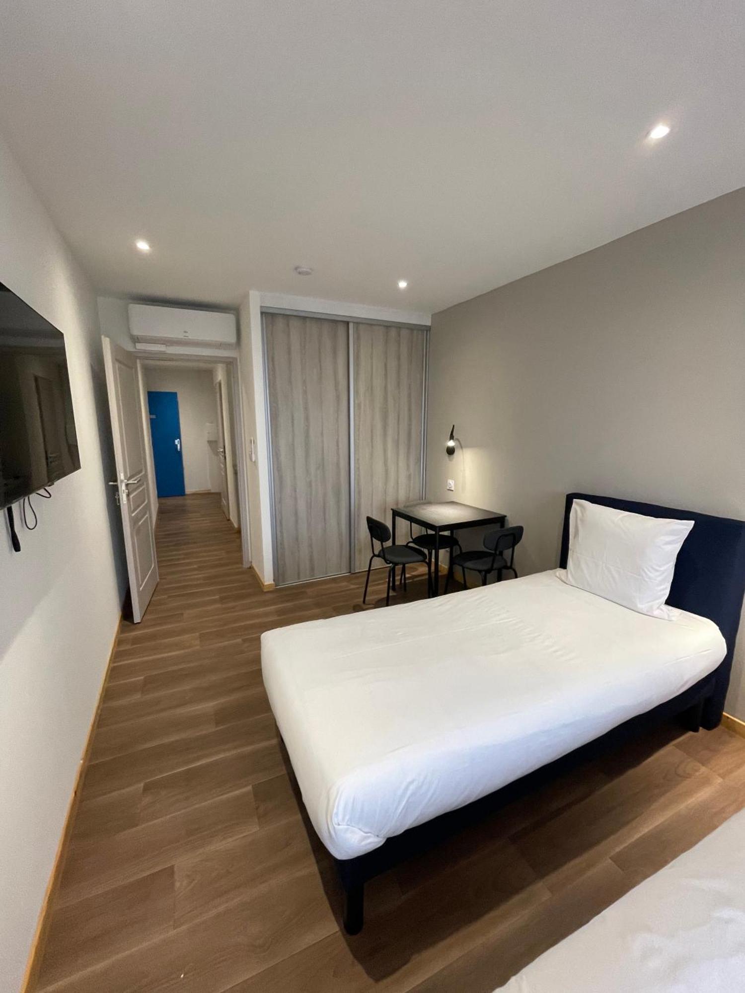 Le Salvador - Appart'Hotel De 18M2 A 44M2 La Talaudiere Екстериор снимка